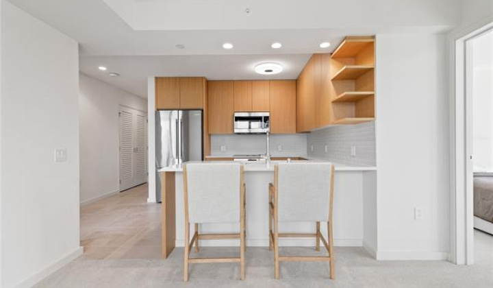 1388 Kapiolani Boulevard,Honolulu,Hawaii,96814,2 Bedrooms Bedrooms,2 BathroomsBathrooms,Condo/Townhouse,Kapiolani,28,19471060