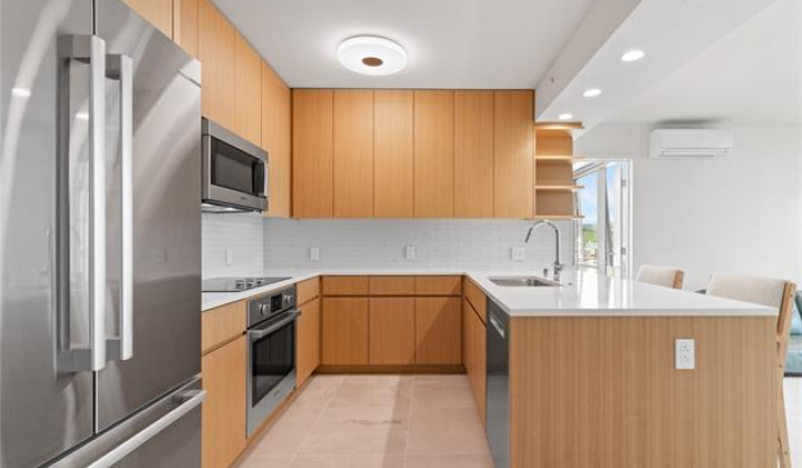 1388 Kapiolani Boulevard,Honolulu,Hawaii,96814,2 Bedrooms Bedrooms,2 BathroomsBathrooms,Condo/Townhouse,Kapiolani,28,19471060