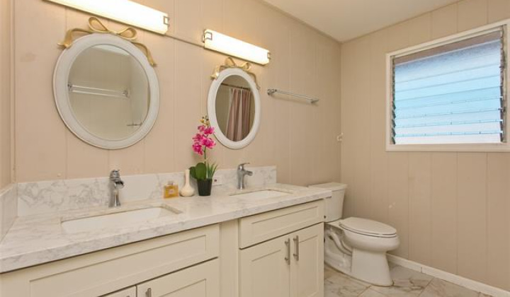 3481 Ala Akulikuli Street,Honolulu,Hawaii,96818,3 Bedrooms Bedrooms,3 BathroomsBathrooms,Single family,Ala Akulikuli,18307134