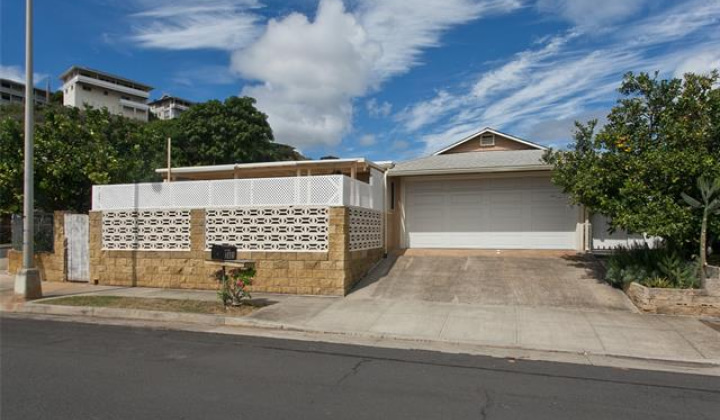 3481 Ala Akulikuli Street,Honolulu,Hawaii,96818,3 Bedrooms Bedrooms,3 BathroomsBathrooms,Single family,Ala Akulikuli,18307134