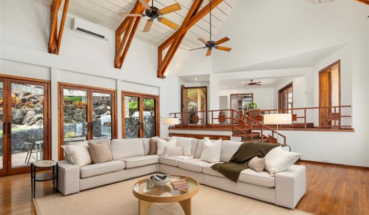 4157 Black Point Road,Honolulu,Hawaii,96816,3 ベッドルーム ベッドルーム,4 バスルームバスルーム,一戸建て,Black Point,19471553