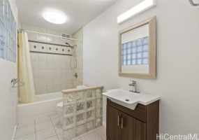 1630 Liholiho Street,Honolulu,Hawaii,96822,1 ベッドルーム ベッドルーム,1 バスルームバスルーム,コンド / タウンハウス,Liholiho,20,18307214