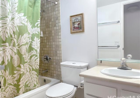 2752 Kaaha Street,Honolulu,Hawaii,96826,2 ベッドルーム ベッドルーム,2 バスルームバスルーム,コンド / タウンハウス,Kaaha,2,18307271