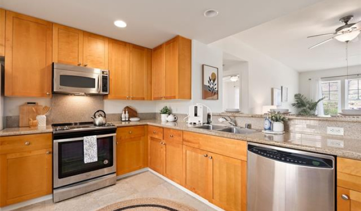 520 Lunalilo Home Road,Honolulu,Hawaii,96825,2 Bedrooms Bedrooms,2 BathroomsBathrooms,Condo/Townhouse,Lunalilo Home,4,18307735