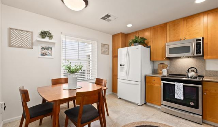 520 Lunalilo Home Road,Honolulu,Hawaii,96825,2 Bedrooms Bedrooms,2 BathroomsBathrooms,Condo/Townhouse,Lunalilo Home,4,18307735