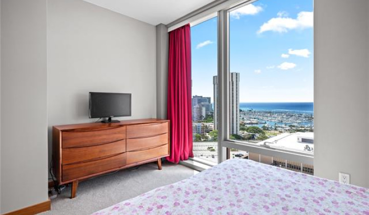 1555 Kapiolani Boulevard,Honolulu,Hawaii,96814,2 Bedrooms Bedrooms,2 BathroomsBathrooms,Condo/Townhouse,Kapiolani,18,18307781