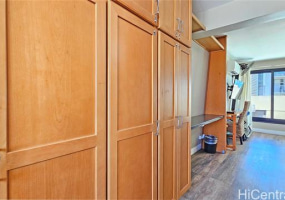 2425 Kuhio Avenue,Honolulu,Hawaii,96815,1 バスルームバスルーム,コンド / タウンハウス,Kuhio,14,18307996