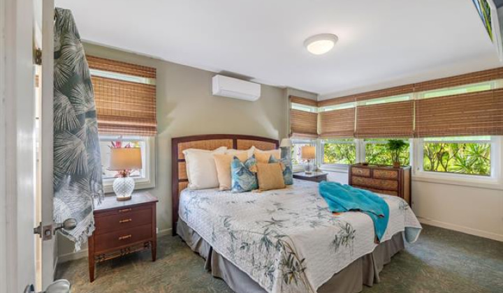 294 Awakea Road,Kailua,Hawaii,96734,3 ベッドルーム ベッドルーム,2 バスルームバスルーム,一戸建て,Awakea,19472556