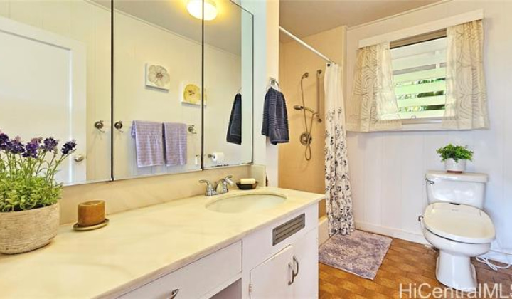 2030 Leiloke Drive,Honolulu,Hawaii,96822,3 Bedrooms Bedrooms,2 BathroomsBathrooms,Single family,Leiloke,18308979