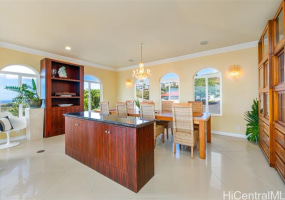 5201 Kuaiwi Place,Honolulu,Hawaii,96821,5 Bedrooms Bedrooms,4 BathroomsBathrooms,Single family,Kuaiwi,18309051
