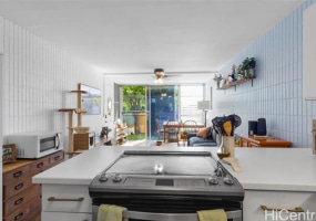1524 Pensacola Street,Honolulu,Hawaii,96822,3 ベッドルーム ベッドルーム,1 バスルームバスルーム,コンド / タウンハウス,Pensacola,1,18309543
