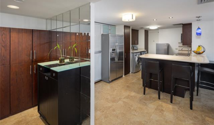 700 Richards Street,Honolulu,Hawaii,96813,2 ベッドルーム ベッドルーム,2 バスルームバスルーム,コンド / タウンハウス,Richards,15,19473815