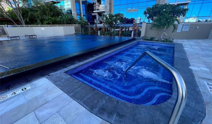1200 Queen Emma Street,Honolulu,Hawaii,96813,2 Bedrooms Bedrooms,2 BathroomsBathrooms,Condo/Townhouse,Queen Emma,39,19474427