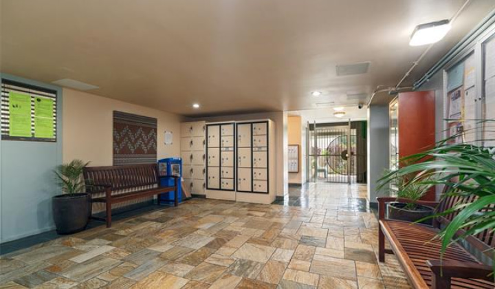 1550 Wilder Avenue,Honolulu,Hawaii,96822,1 バスルームバスルーム,コンド / タウンハウス,Wilder,11,18761638
