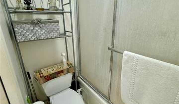 201 Ohua Avenue,Honolulu,Hawaii,96815,1 Bedroom Bedrooms,1 BathroomBathrooms,Condo/Townhouse,Ohua,7,18311075