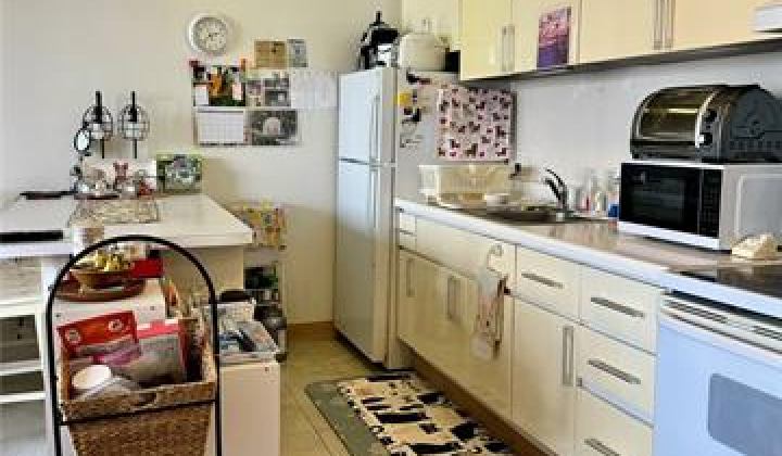 201 Ohua Avenue,Honolulu,Hawaii,96815,1 Bedroom Bedrooms,1 BathroomBathrooms,Condo/Townhouse,Ohua,7,18311075