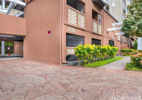 1820 Kaioo Drive,Honolulu,Hawaii,96815,2 ベッドルーム ベッドルーム,2 バスルームバスルーム,コンド / タウンハウス,Kaioo,2,18311245