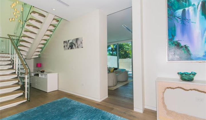 1118 Ala Moana Boulevard,Honolulu,Hawaii,96814,4 Bedrooms Bedrooms,3 BathroomsBathrooms,Condo/Townhouse,Ala Moana,1,18762648