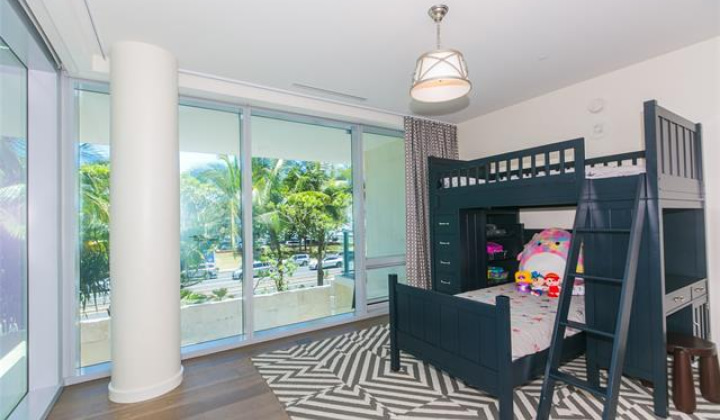 1118 Ala Moana Boulevard,Honolulu,Hawaii,96814,4 Bedrooms Bedrooms,3 BathroomsBathrooms,Condo/Townhouse,Ala Moana,1,18762648