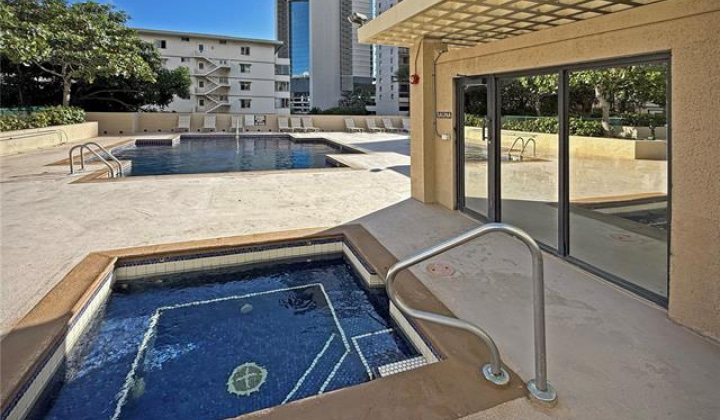 430 Lewers Street,Honolulu,Hawaii,96815,1 ベッドルーム ベッドルーム,1 バスルームバスルーム,コンド / タウンハウス,Lewers,18,19475079