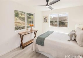 3133 Nihi Street,Honolulu,Hawaii,96819,4 ベッドルーム ベッドルーム,2 バスルームバスルーム,一戸建て,Nihi,18311943