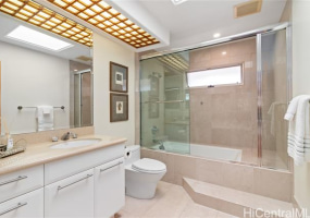 4450 Kolohala Street,Honolulu,Hawaii,96816,5 ベッドルーム ベッドルーム,4 バスルームバスルーム,一戸建て,Kolohala,18312665