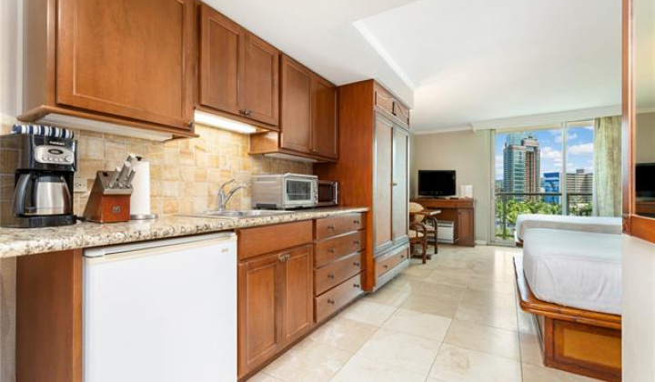 2045 Kalakaua Avenue,Honolulu,Hawaii,96815,1 バスルームバスルーム,コンド / タウンハウス,Kalakaua,8,18763841