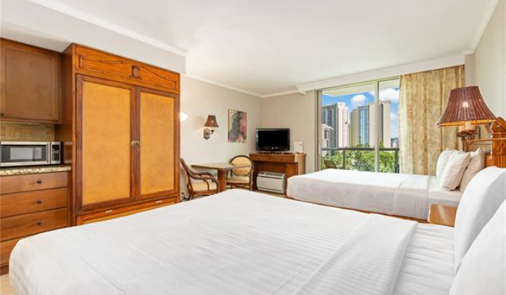2045 Kalakaua Avenue,Honolulu,Hawaii,96815,1 バスルームバスルーム,コンド / タウンハウス,Kalakaua,8,18763841