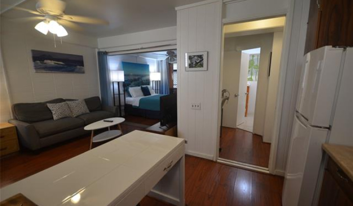 417 Nohonani Street,Honolulu,Hawaii,96815,1 Bedroom Bedrooms,1 BathroomBathrooms,Condo/Townhouse,Nohonani,2,18312707