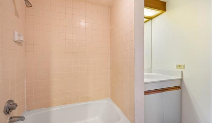 5333 Likini Street,Honolulu,Hawaii,96818,1 バスルームバスルーム,コンド / タウンハウス,Likini,24,18312819