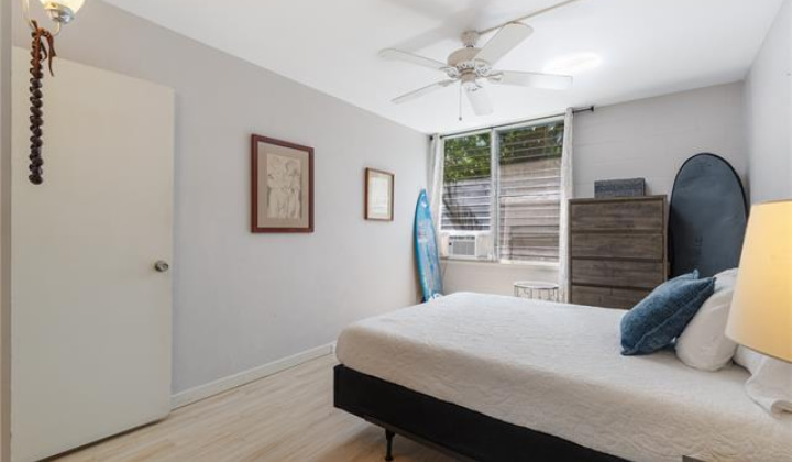 3824 Leahi Avenue,Honolulu,Hawaii,96815,2 Bedrooms Bedrooms,1 BathroomBathrooms,Condo/Townhouse,Leahi,1,18313277