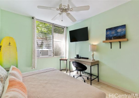 3824 Leahi Avenue,Honolulu,Hawaii,96815,2 Bedrooms Bedrooms,1 BathroomBathrooms,Condo/Townhouse,Leahi,1,18313277