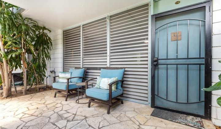 3824 Leahi Avenue,Honolulu,Hawaii,96815,2 Bedrooms Bedrooms,1 BathroomBathrooms,Condo/Townhouse,Leahi,1,18313277