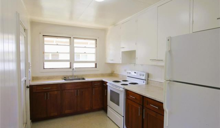2459 Kapiolani Boulevard,Honolulu,Hawaii,96826,14 ベッドルーム ベッドルーム,10 バスルームバスルーム,一戸建て,Kapiolani,18765067