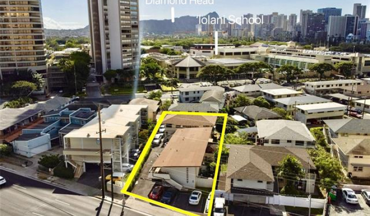2459 Kapiolani Boulevard,Honolulu,Hawaii,96826,14 ベッドルーム ベッドルーム,10 バスルームバスルーム,一戸建て,Kapiolani,18765067