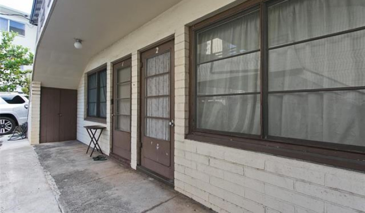 2459 Kapiolani Boulevard,Honolulu,Hawaii,96826,14 ベッドルーム ベッドルーム,10 バスルームバスルーム,一戸建て,Kapiolani,18765067