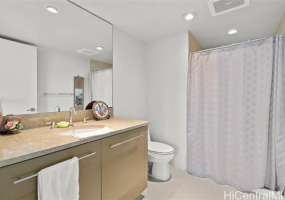 1200 Queen Emma Street,Honolulu,Hawaii,96813,2 Bedrooms Bedrooms,2 BathroomsBathrooms,Condo/Townhouse,Queen Emma,38,18313542