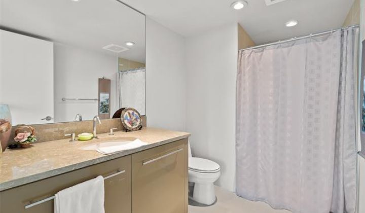 1200 Queen Emma Street,Honolulu,Hawaii,96813,2 Bedrooms Bedrooms,2 BathroomsBathrooms,Condo/Townhouse,Queen Emma,38,18313542