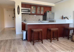 2500 Kalakaua Avenue,Honolulu,Hawaii,96815,1 BathroomBathrooms,Condo/Townhouse,Kalakaua,19,18314150