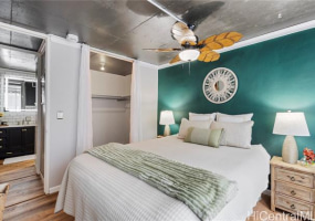 2415 Ala Wai Boulevard,Honolulu,Hawaii,96815,2 Bedrooms Bedrooms,1 BathroomBathrooms,Condo/Townhouse,Ala Wai,15,18314267