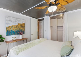 2415 Ala Wai Boulevard,Honolulu,Hawaii,96815,2 Bedrooms Bedrooms,1 BathroomBathrooms,Condo/Townhouse,Ala Wai,15,18314267