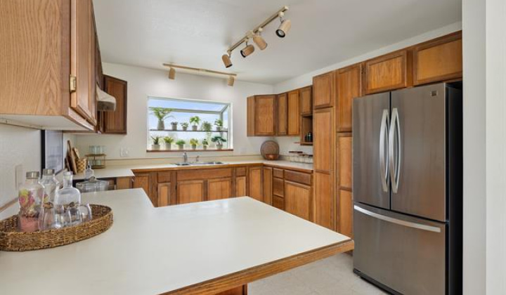 1031 Lunaai Place,Kailua,Hawaii,96734,7 ベッドルーム ベッドルーム,4 バスルームバスルーム,一戸建て,Lunaai,19478465