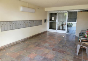 1821 keeaumoku Street,Honolulu,Hawaii,96822,4 Bedrooms Bedrooms,2 BathroomsBathrooms,Condo/Townhouse,keeaumoku,5,18315352