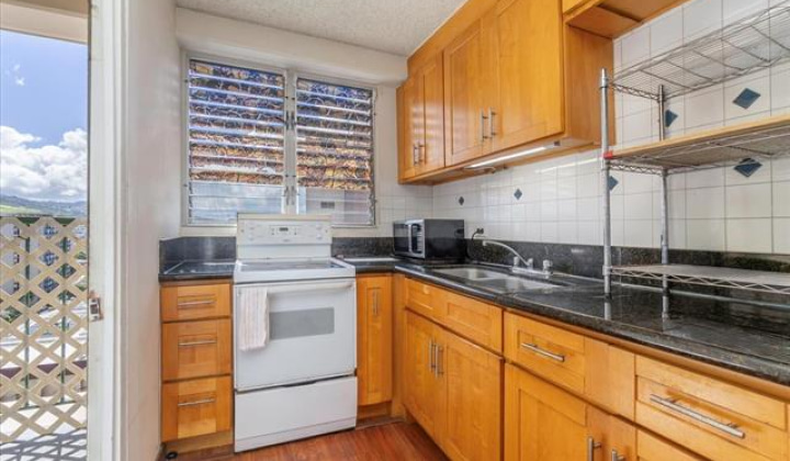 747 Amana Street,Honolulu,Hawaii,96814,1 バスルームバスルーム,コンド / タウンハウス,Amana,14,18767379