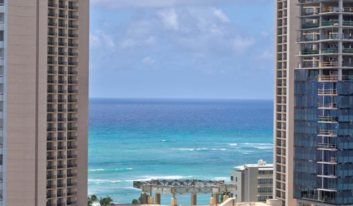 2421 Tusitala Street,Honolulu,Hawaii,96815,1 Bedroom Bedrooms,1 BathroomBathrooms,Condo/Townhouse,Tusitala,22,19197254