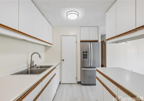 1687 Pensacola Street,Honolulu,Hawaii,96822,1 ベッドルーム ベッドルーム,1 バスルームバスルーム,コンド / タウンハウス,Pensacola,8,18315632