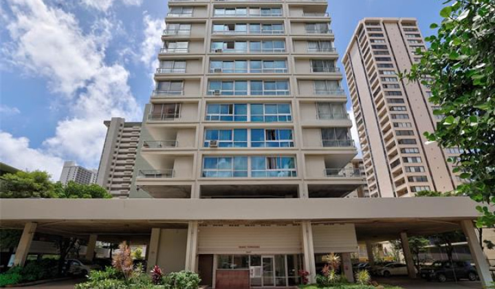 2421 Tusitala Street,Honolulu,Hawaii,96815,1 Bedroom Bedrooms,1 BathroomBathrooms,Condo/Townhouse,Tusitala,22,19197254