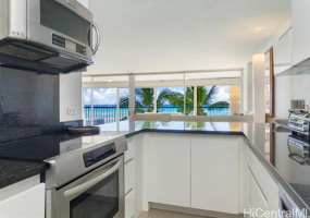 2877 Kalakaua Avenue,Honolulu,Hawaii,96815,2 Bedrooms Bedrooms,2 BathroomsBathrooms,Condo/Townhouse,Kalakaua,3,18315830
