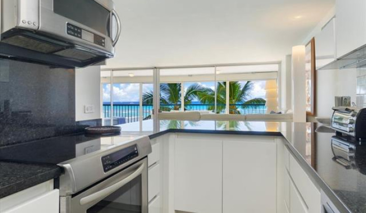 2877 Kalakaua Avenue,Honolulu,Hawaii,96815,2 Bedrooms Bedrooms,2 BathroomsBathrooms,Condo/Townhouse,Kalakaua,3,18315830
