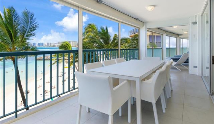 2877 Kalakaua Avenue,Honolulu,Hawaii,96815,2 Bedrooms Bedrooms,2 BathroomsBathrooms,Condo/Townhouse,Kalakaua,3,18315830